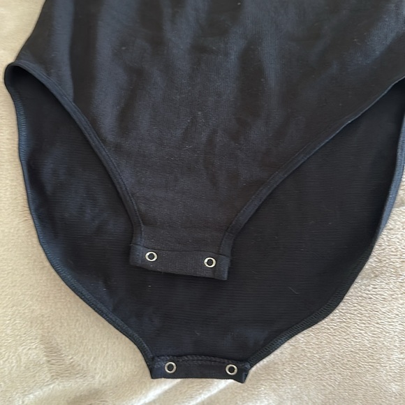 FP Intimately High Front Cut Out Ribbed Body Suit - M/L - Black - BNWOT - Picture 4 of 6